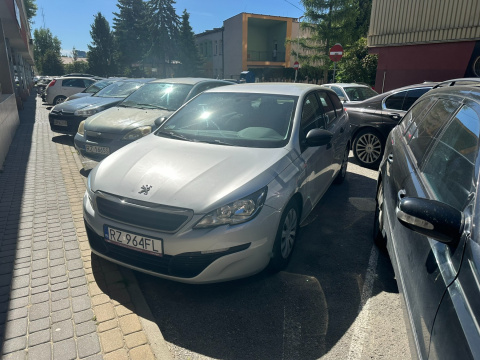 Peugeot 308 kombi 1.6hdi nowy model Peugeot 308 kombi 1.6hdi nowy model