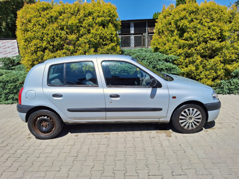 Renault Clio 1.2 Pb 2000