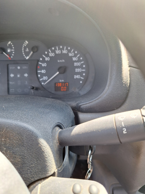 Renault Clio 1.2 Pb 2000